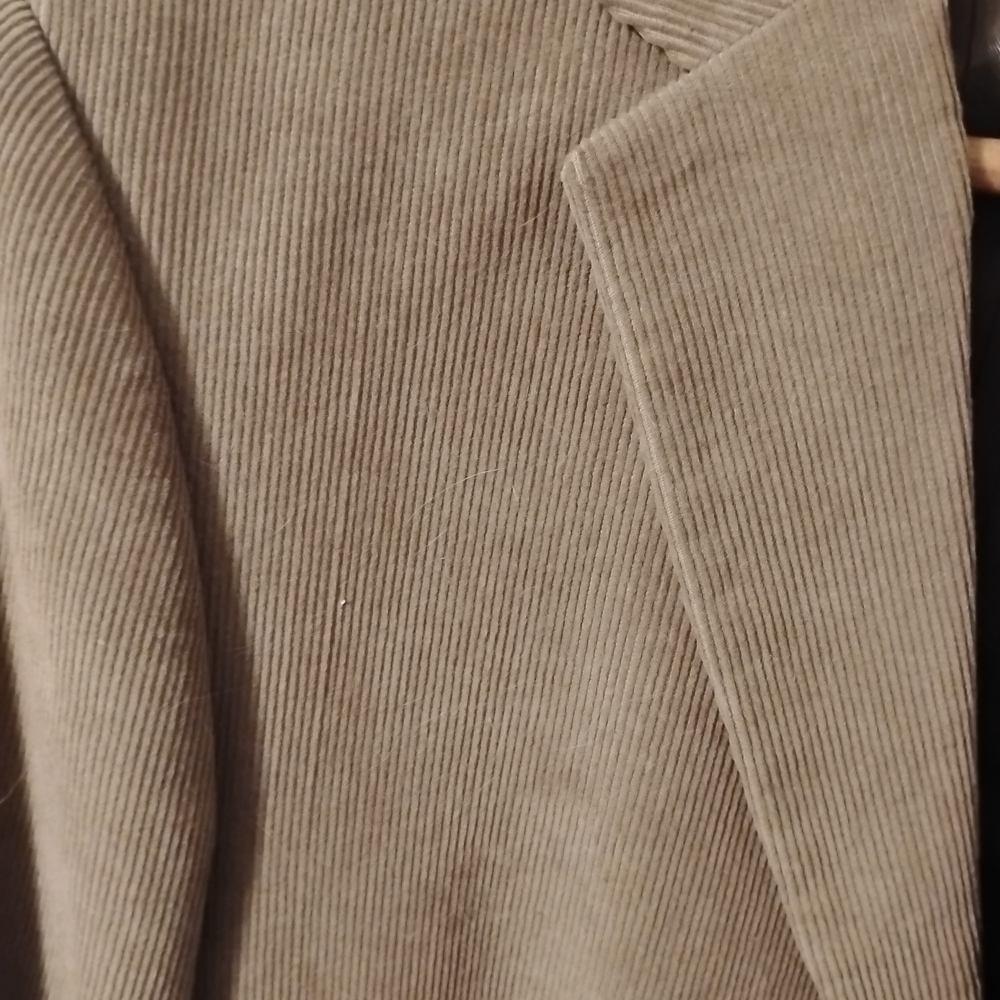 Dockers XL corduroy sport coat in classic tan with a two-button front and notch